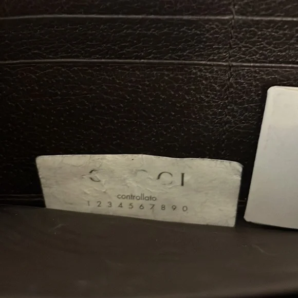 GUCCI WALLET - Picture 9 of 9